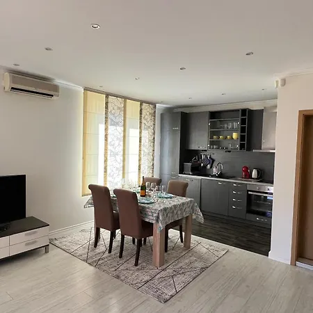 Ваканционна къща Casa 18 *