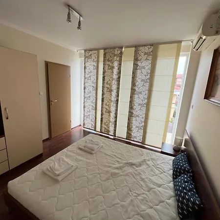 Ваканционна къща Casa 18 *