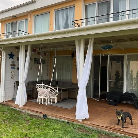 Ваканционна къща Casa 18 *